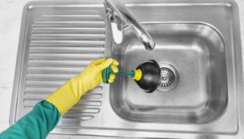 Lavabo Açma, lavabo tıkanıklığı nasıl açılır, lavabo açma yöntemleri, tıkanıklık açma işlemi