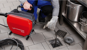 Robotla Tuvalet Tıkanıklığı Açma