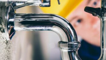 Nöbetçi Tesisatçı