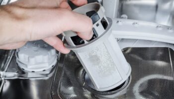 Bulaşık Makinesi Gideri Tıkandı